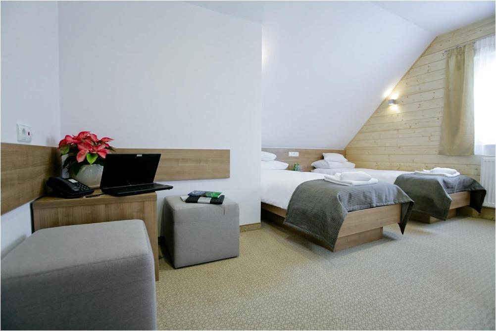 Rado Resort Spa&Wellness Mielec Habitación foto