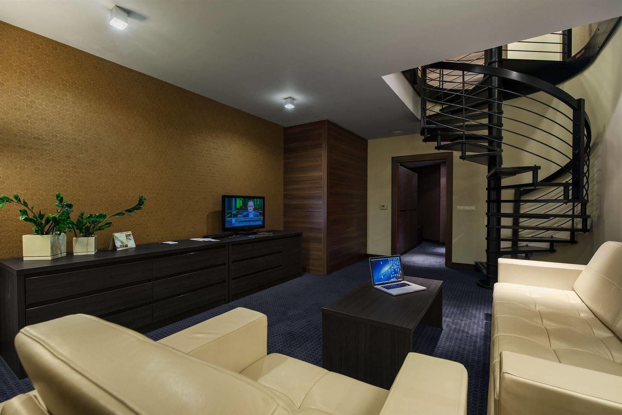 Rado Resort Spa&Wellness Mielec Exterior foto