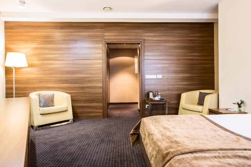 Rado Resort Spa&Wellness Mielec Exterior foto